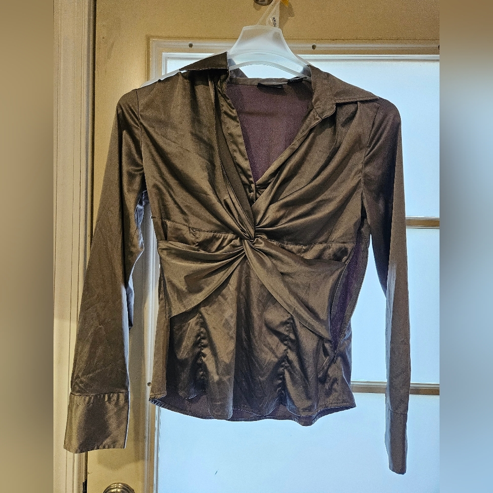 New York & Company long sleeve top